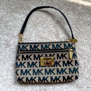 Michael Kors wristlet